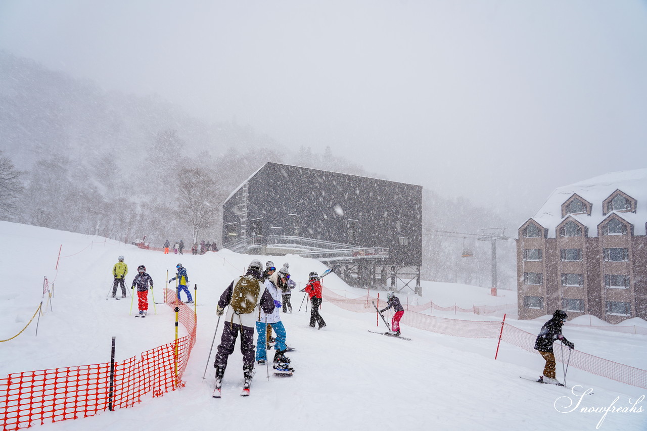 キロロリゾート　『SKI-IN SKI-OUT』を実現！キロロトリビュートポートフォリオホテル北海道⇔スキー場間が、コンビリフト『ゲートウェイエクスプレス』でスムーズに連結☆